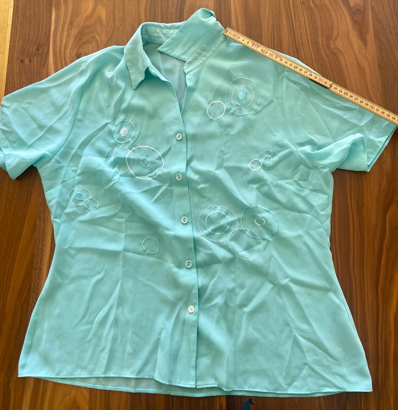 Camicette: Sommerliche Bluse in Mintgrün mit einzigartigem Design Gr.42 – Usato da Sursee venduto da Steffi_2020 4