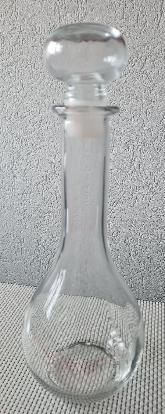 Altro in Stoviglie & Bicchieri: Schöne Glasflasche Glaskaraffe Vintage Design – Usato da Steffisburg venduto da Black-Jack