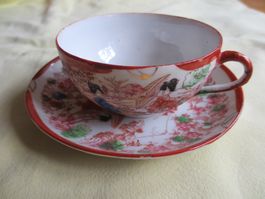 Asiatische Kaffeetasse mit Untertasse, Vintage Design