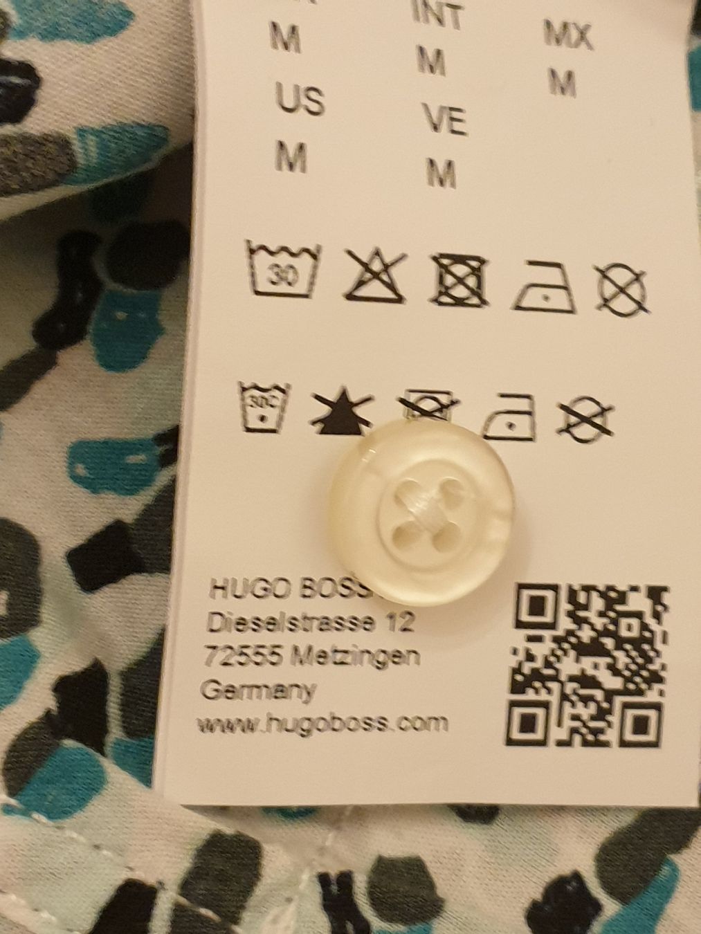Hugo Boss Chemises: Chemise, M, blanc vert, regular fit, coton, viscose – D'occasion à Neuchâtel par Verenas12 4