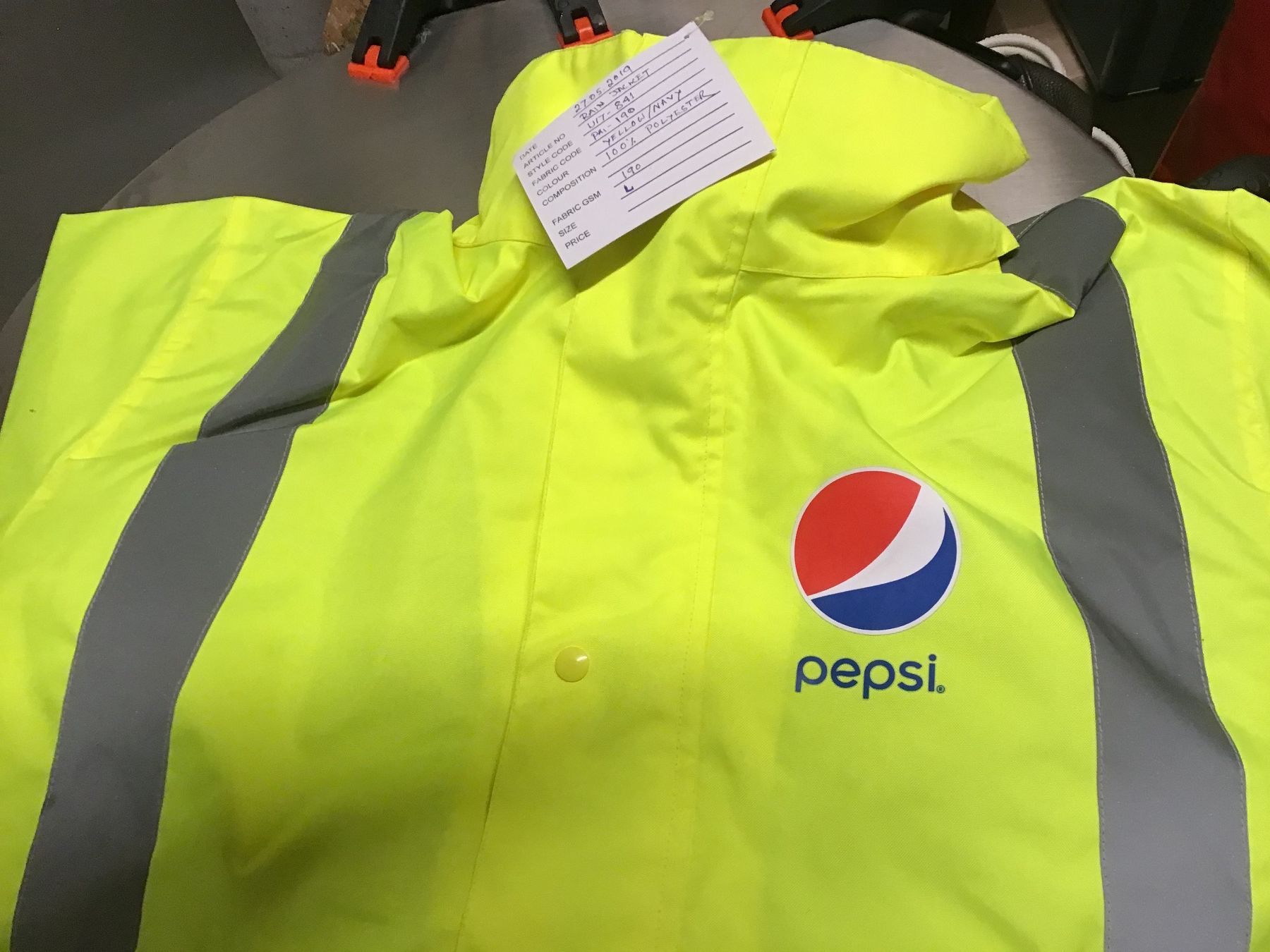 Giacche: Regenjacke, Polyester, Gr. L – Nuovo (secondo la descrizione) da Rüti ZH venduto da Phaeton10