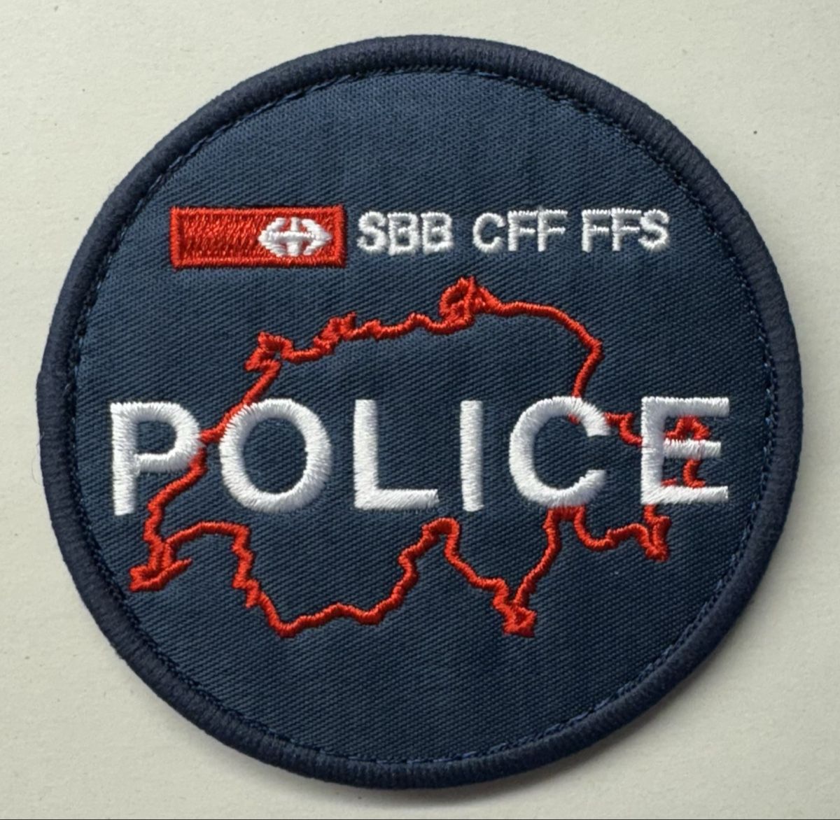 Placchette & Badge: Badge Police CFF – Nuovo (secondo la descrizione) da Genève venduto da CollectorComp