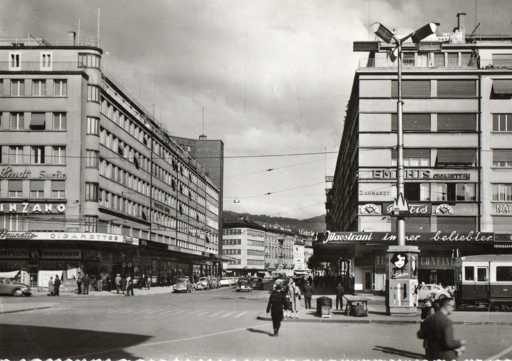 Cartoline postali: Biel - Bahnhofplatz – Usato da Melano venduto da pisonsdro