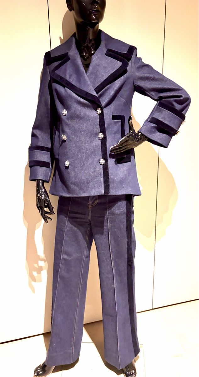 Zimmermann Giacche: Zimmermann denim jacket with rhinestones – Nuovo (secondo la descrizione) da Cologny venduto da sab_xh7v 2