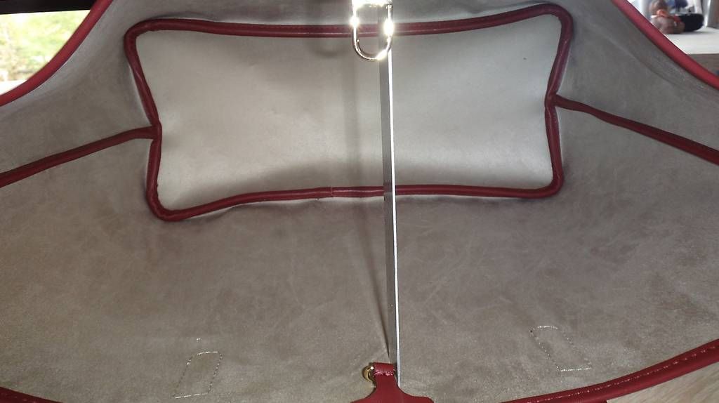Maison Mollerus Taschen für Damen: Maison Mollerus Shoper "Bern" bordeaux – Neu (gemäss Beschreibung) aus Zürich von motfz-d 2