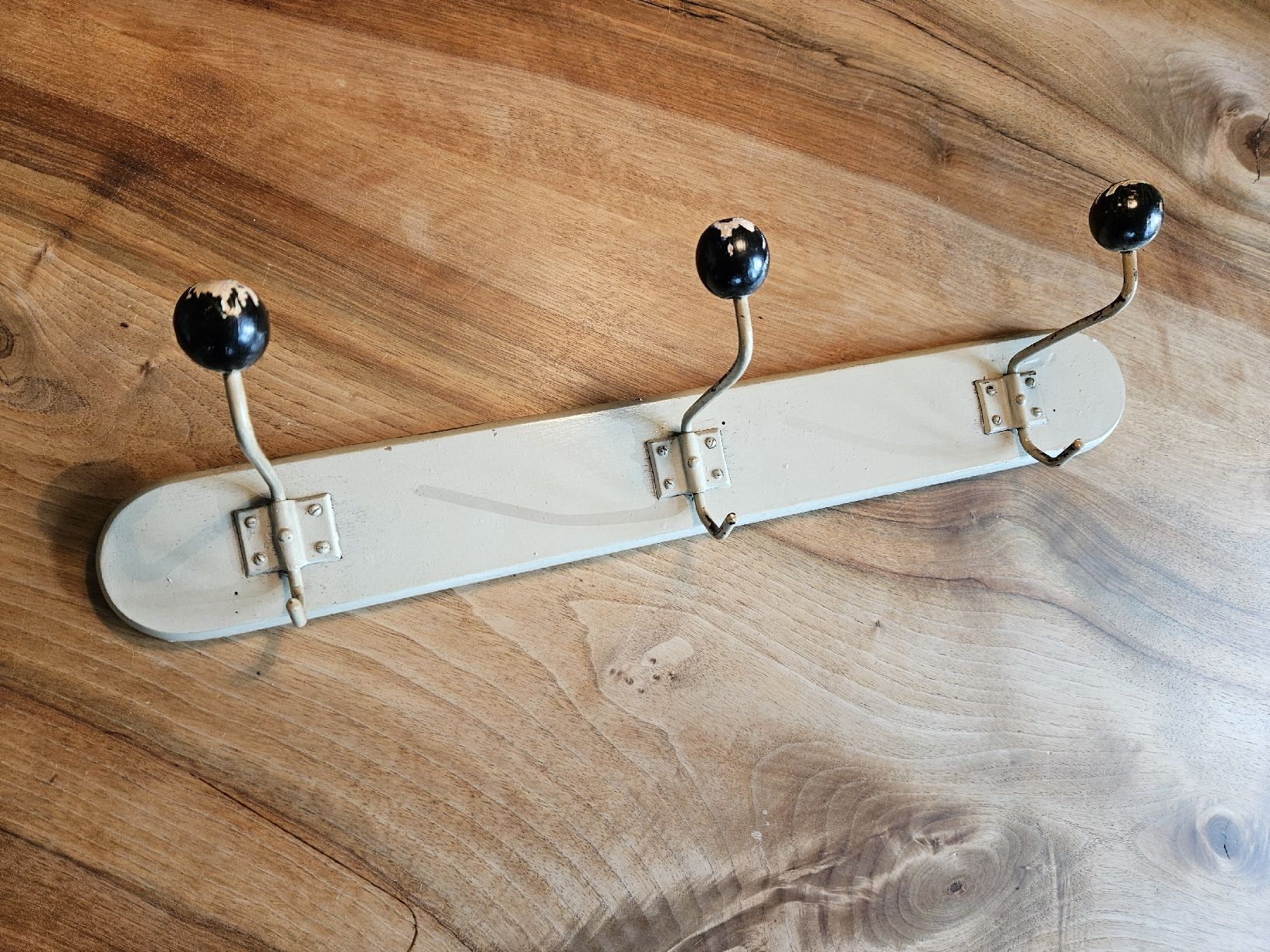 Guardaroba: Vintage antike Garderobe – Usato da Winterthur venduto da Dsc3