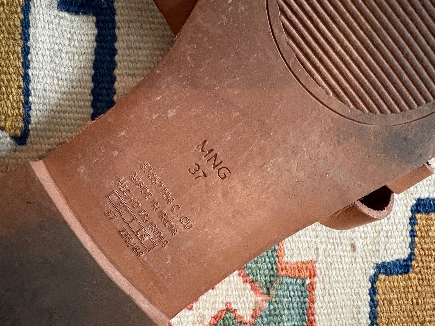 Mango Damenschuhe: Sandalen von Mango – Gebraucht aus Zürich von bbbggg 3
