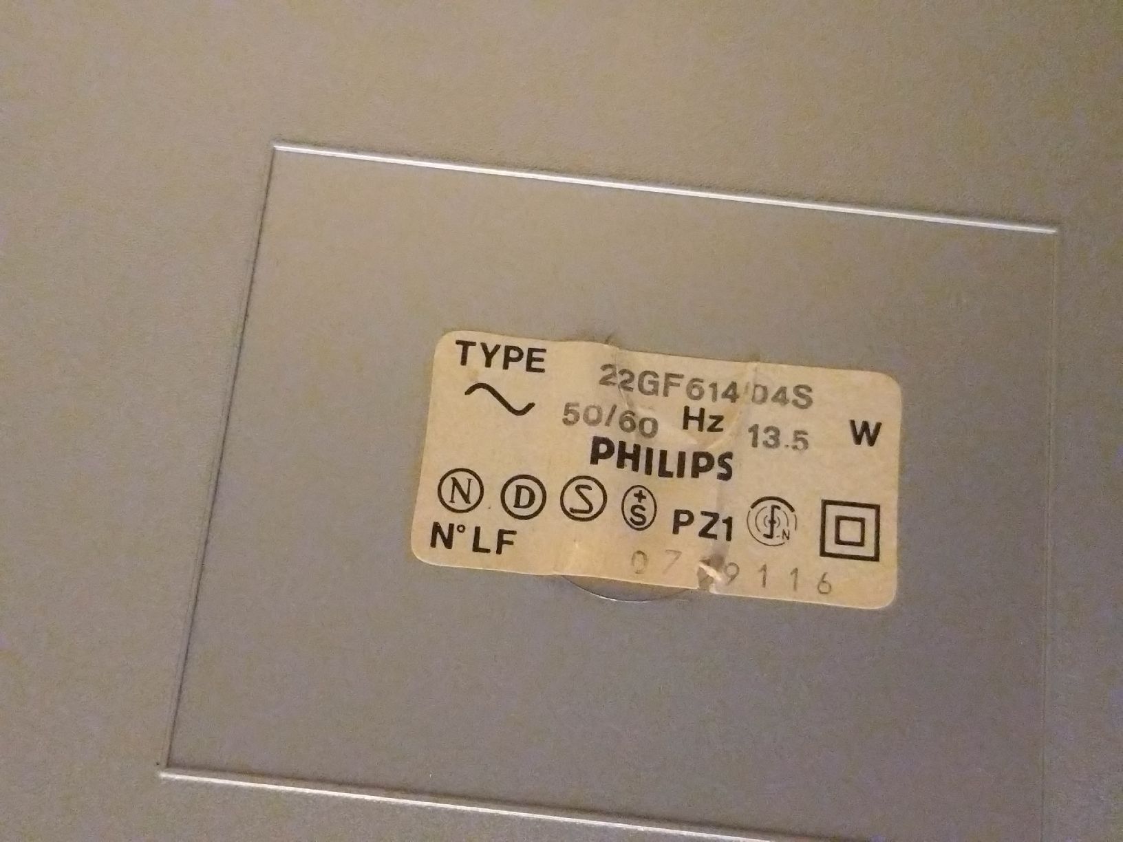 Philips Tourne-disques: Platine vinyle Philips 614  – Défectueux à Farvagny-le-Grand par LaCaverne 8