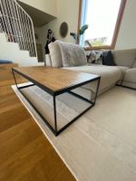 Couchtisch aus Massivholz