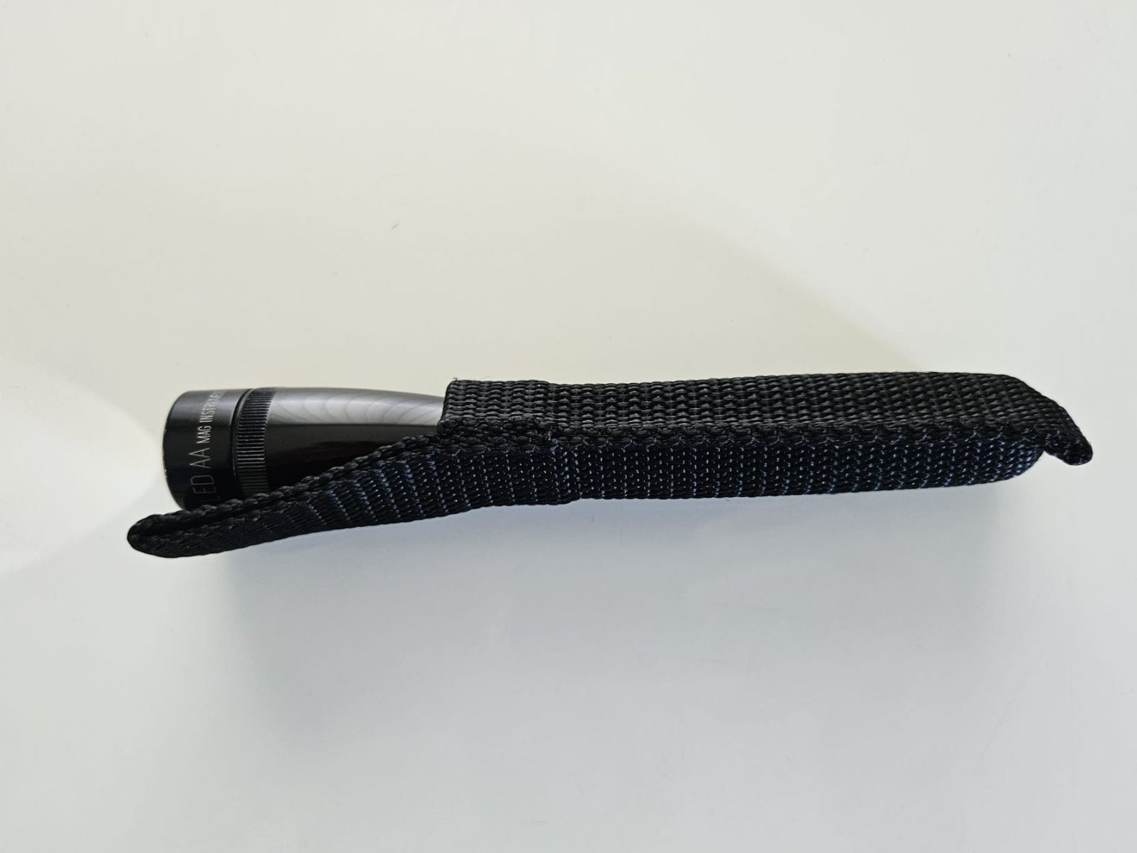 Lampade: Mini Maglite LED Taschenlampe mit Gürteltasche – Usato da Amriswil venduto da Alfaromeo007 4