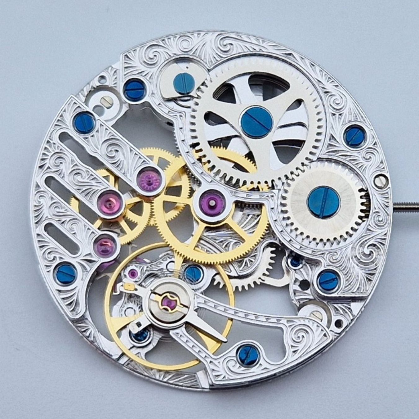 Montres: Mouvement Mécanique AK1 (6497) Premium Gris – Neuf avec emballage d'origine à Rochefort par Arkaik_FH_CH