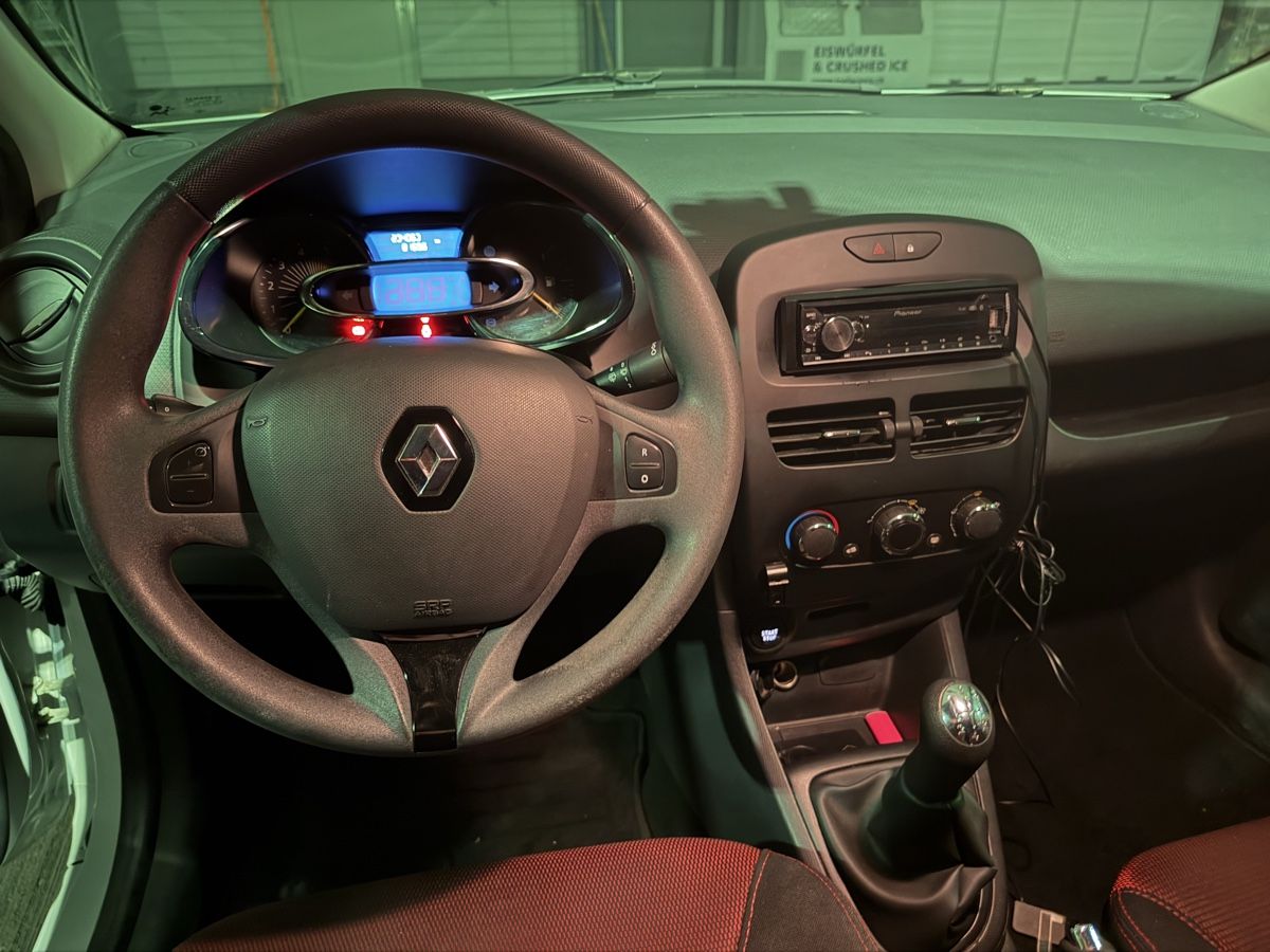 Renault Automobili: Renault clio 1.5 Dci – Usato da Witterswil venduto da iva_6nwz 8