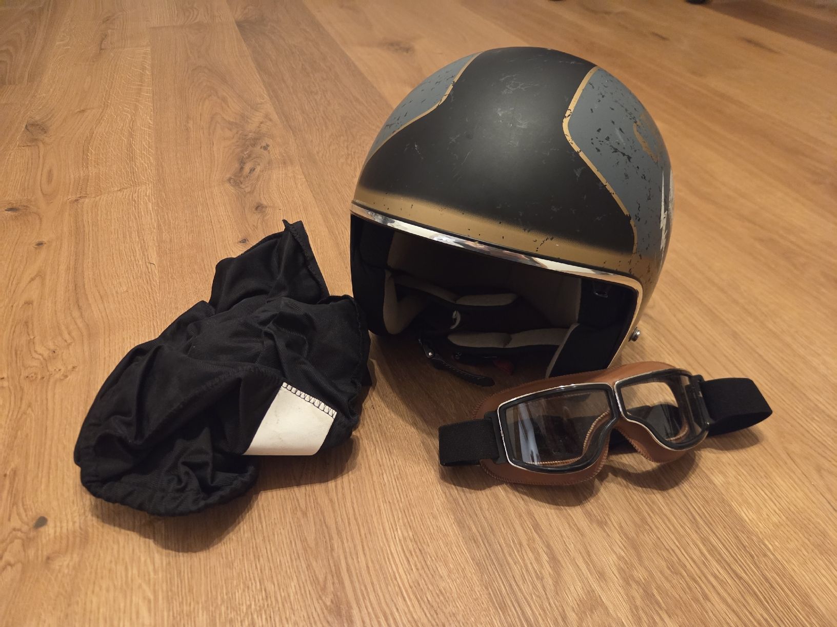 Caschi & visiere: Motorrad Jethelm mit Brille – Usato da Gams venduto da tischi97