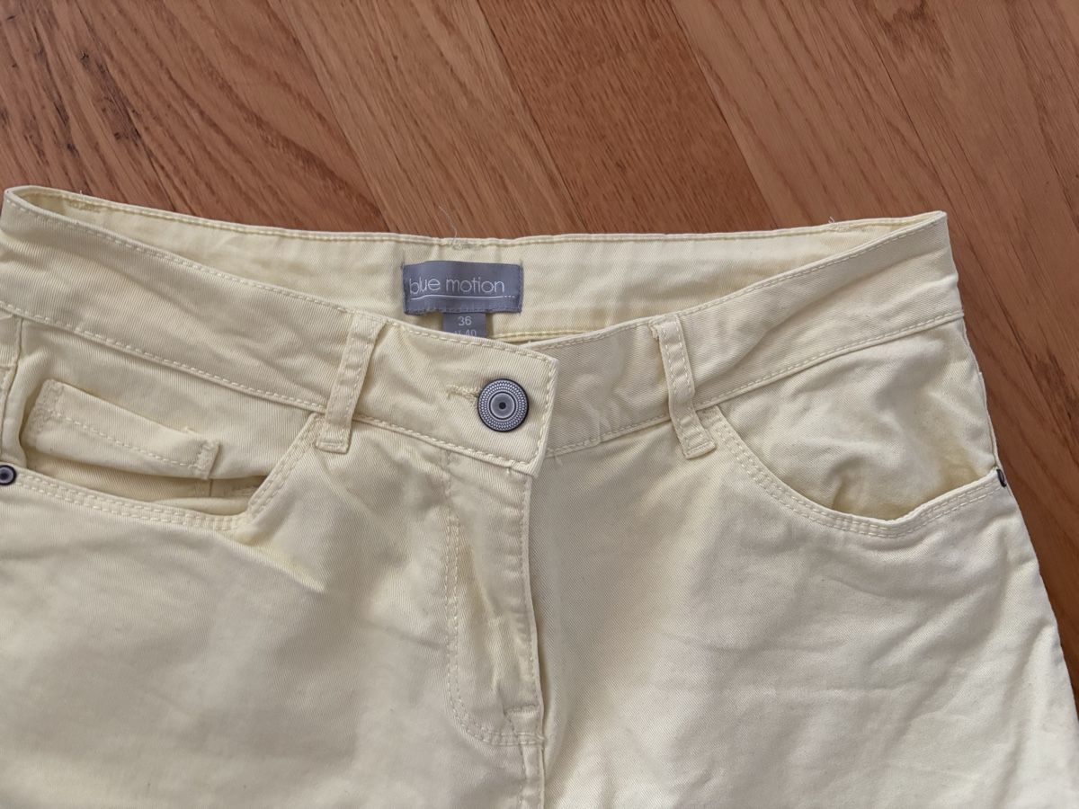 Pantaloni: Damen Shorts Hosen Grösse 36 – Usato da Beromünster venduto da msklef 5