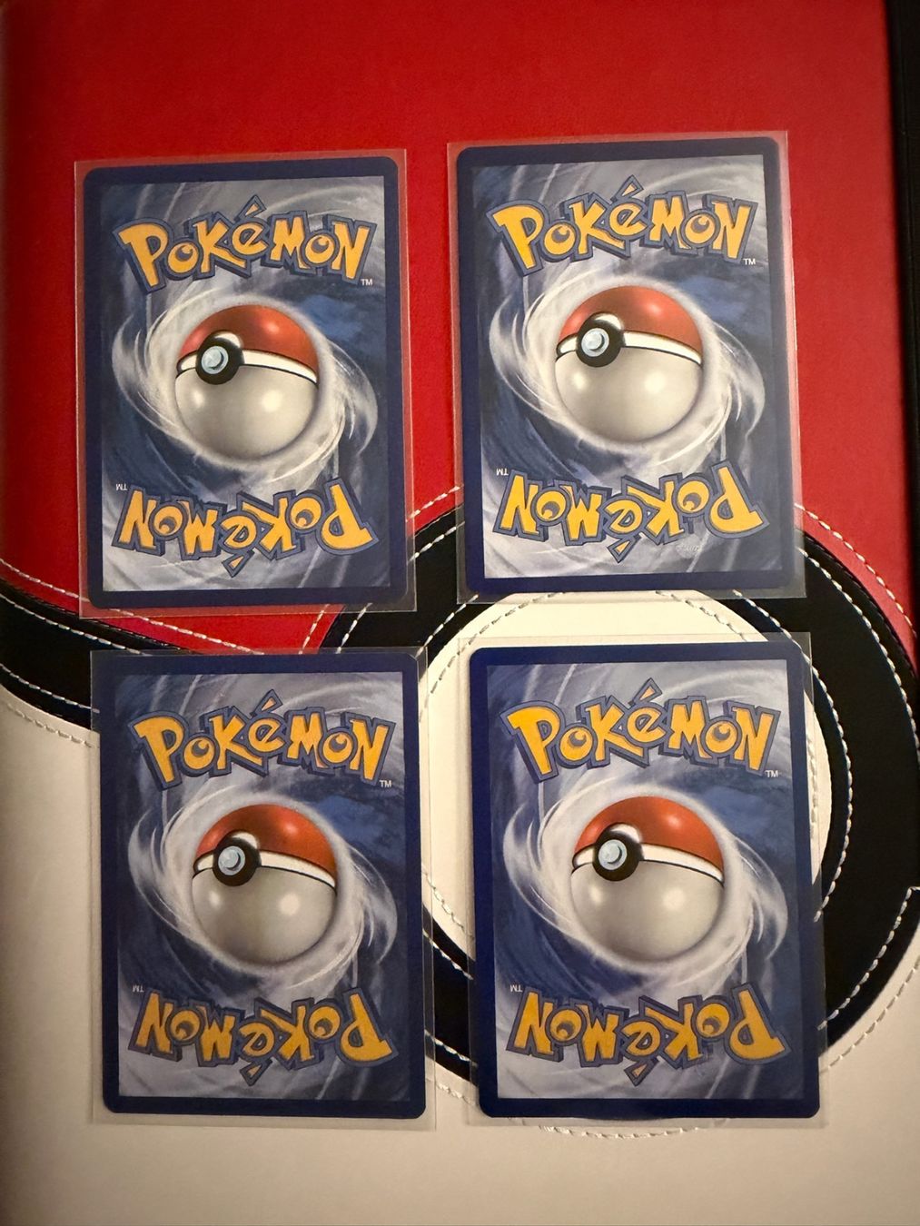 Pokémon Cartes à collectionner: 3 Pokémon Celebrations Karten + Holo Pikachu – D'occasion à Biel/Bienne par SeeLoewe55 1
