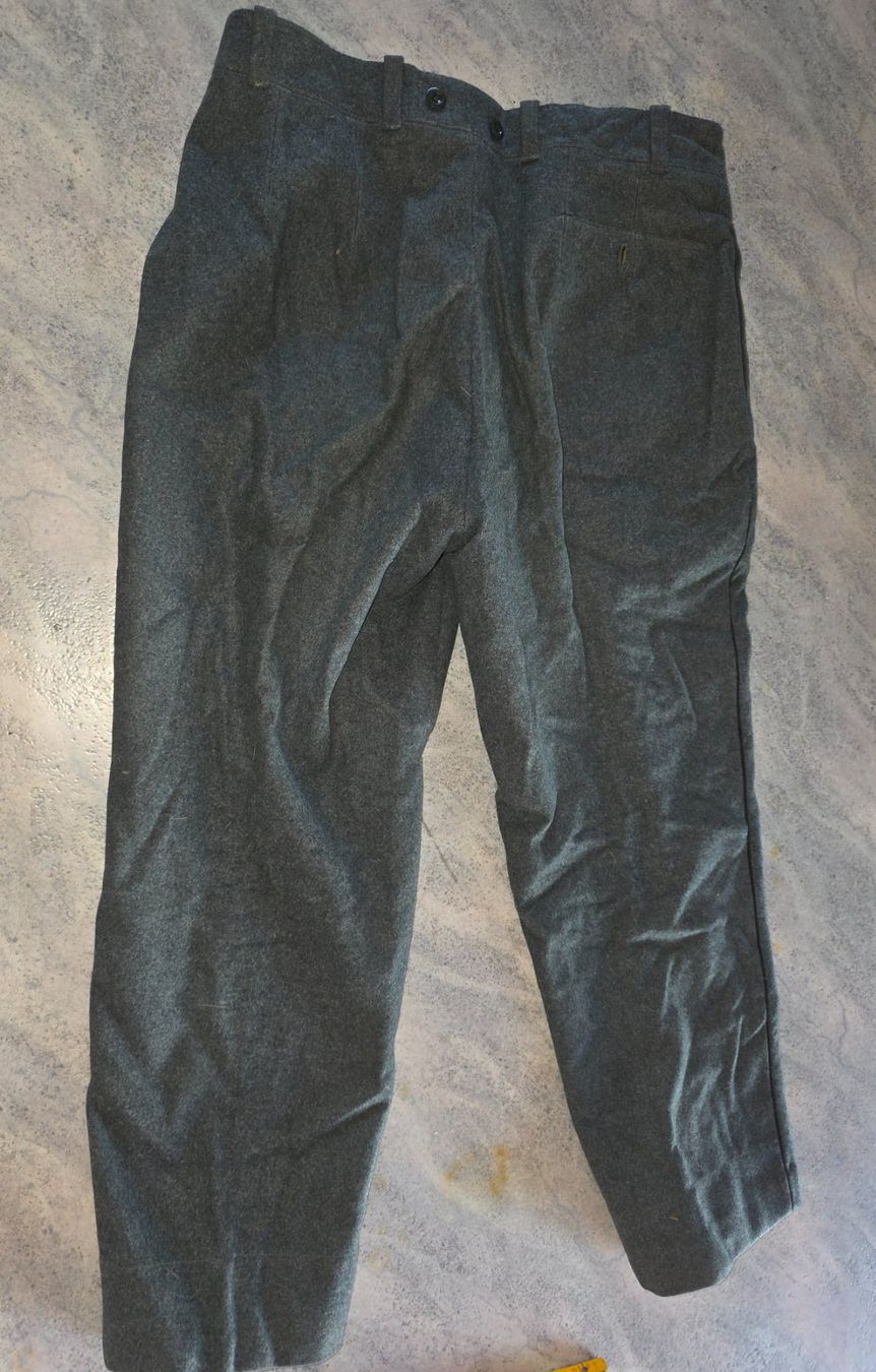 Schweizer Armee Uniformi: CH Armee Wollhose / 72/50 – Usato da Obermumpf venduto da oiskypoisky 2