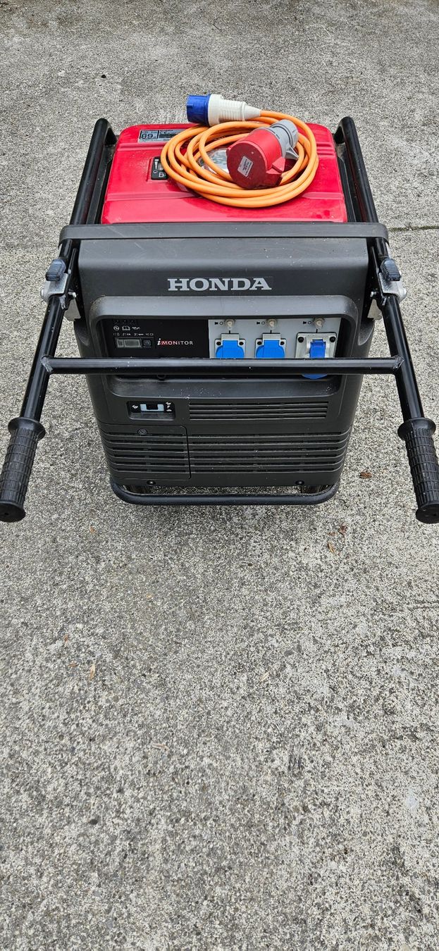Honda Générateurs de courant: HONDA Generator EU65is – D'occasion à Därligen par hdlupo