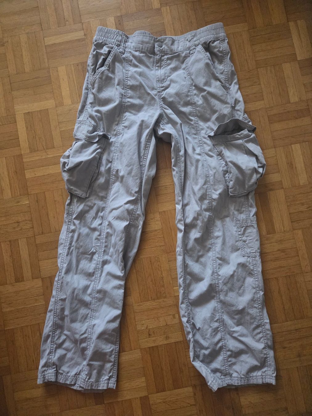 Pantaloni: 4 Hosen Gr. 40 – Usato da Basel venduto da grandfamily 1