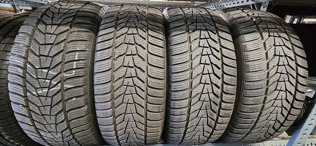 Altro in Scrittura & Disegno: 215/45R18 93V – Usato da Fehraltorf venduto da Werkstatt85