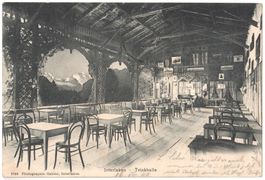 INTERLAKEN: Trinkhalle mit Ausblick auf Berge 1905