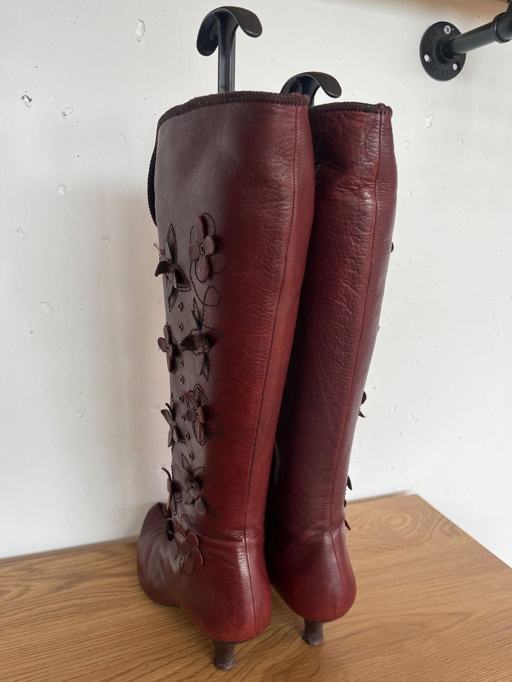Scarpe da donna: Bottes en cuir / 37 – Usato da Nyon venduto da pouet-pouet 1