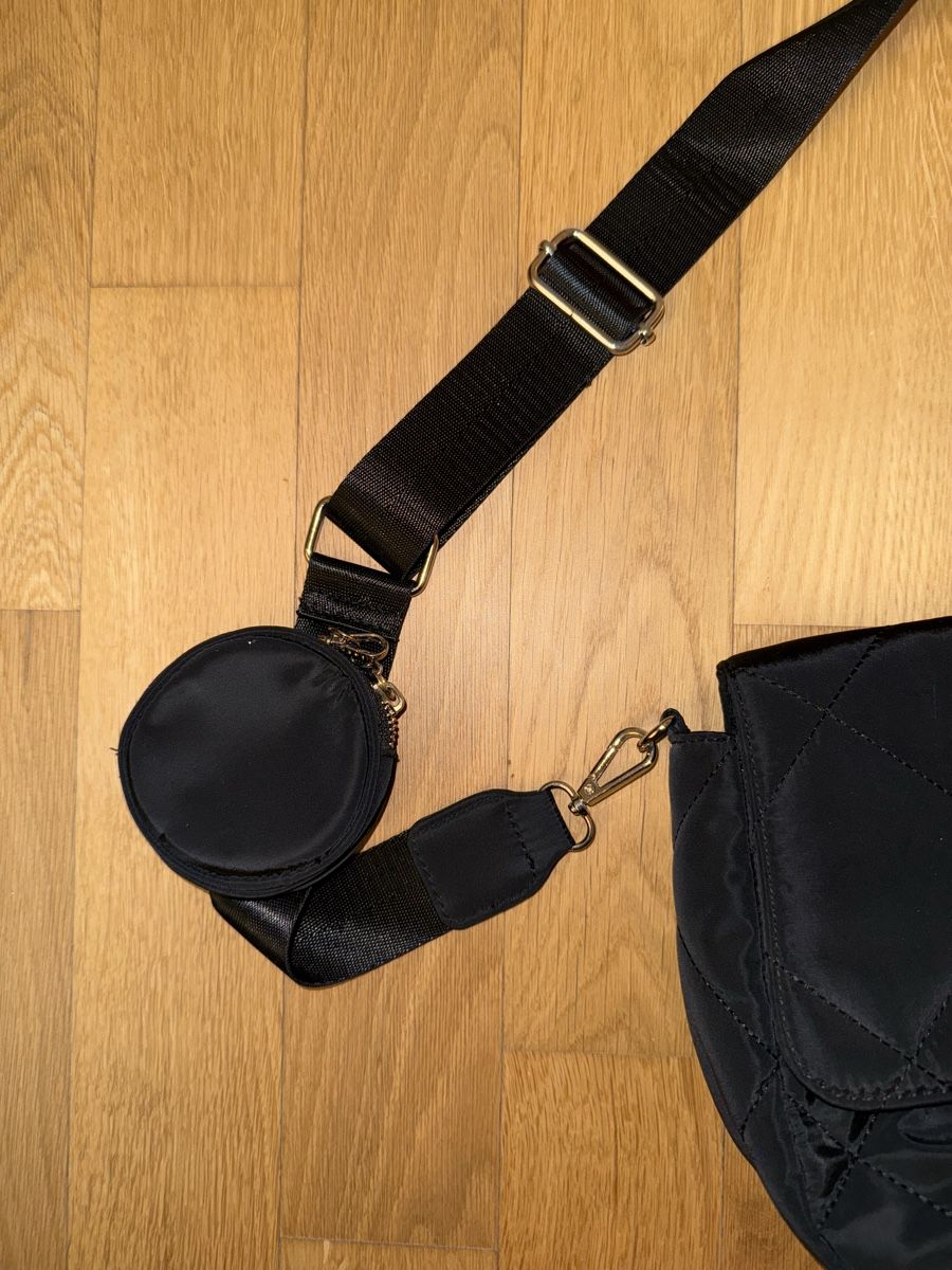 Borse da donna: Bershka Crossbody Tasche schwarz – Usato da Winterthur venduto da yar_dpp8 3