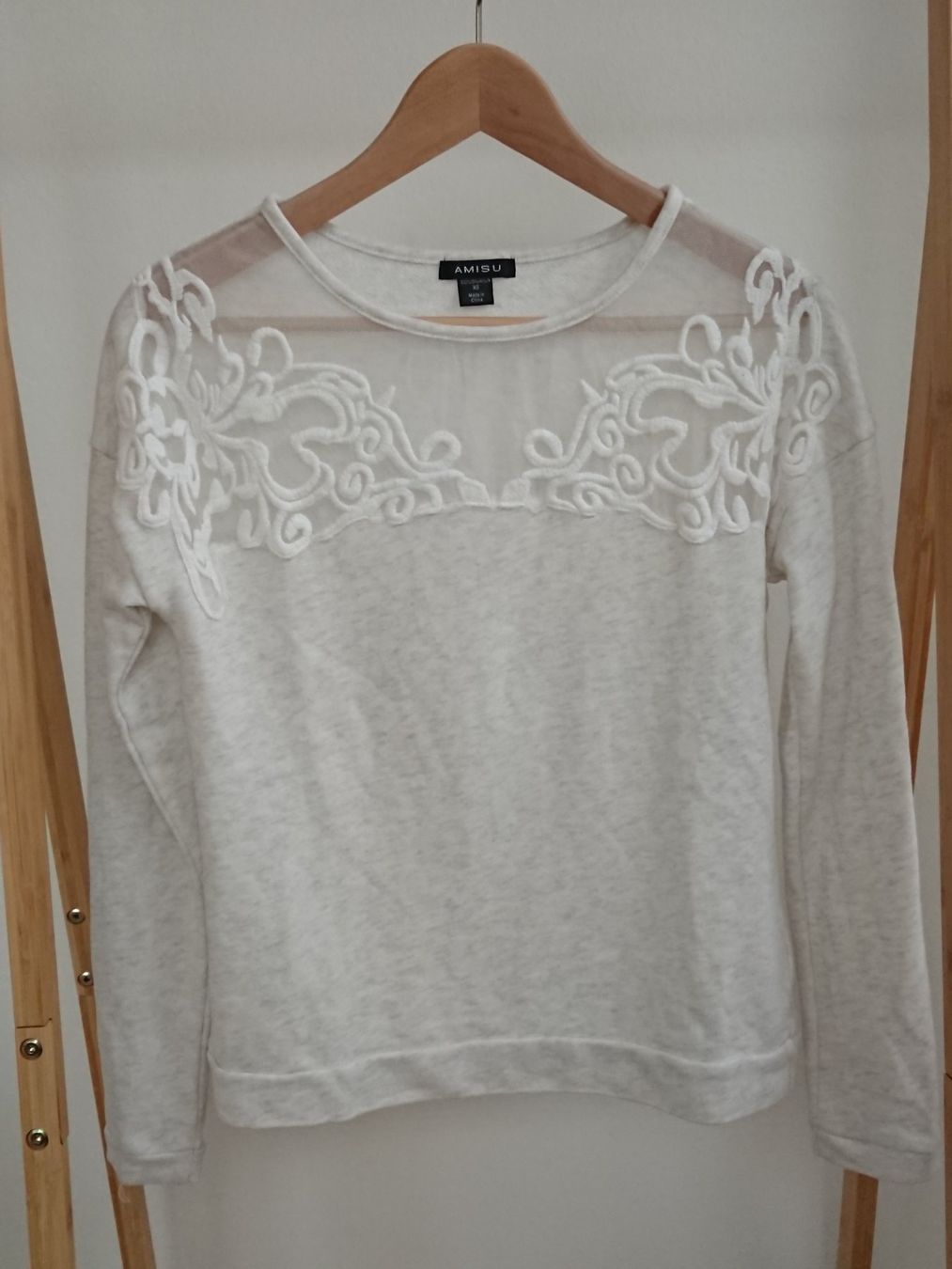 Maglioni & Felpe: Damen Pullover AMISU Gr. XS Ivory wie neu – Usato da Hallau venduto da CHACLA