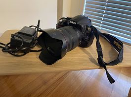Nikon D3100 mit Sigma 18-200mm f/3.5-6.3 Objektiv