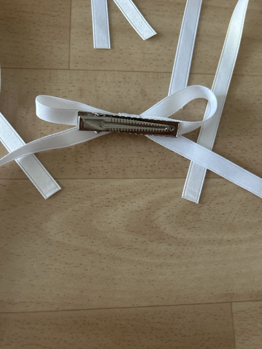 Accessori per capelli: Kleine Haarschleifen – Usato da Zürich venduto da xeniiilou 1