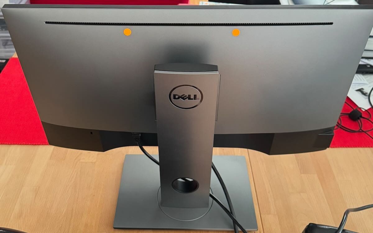 Dell Monitore: Dell U2717D 2560x1440 – Gebraucht aus Glattpark (Opfikon) von theotherguy 3