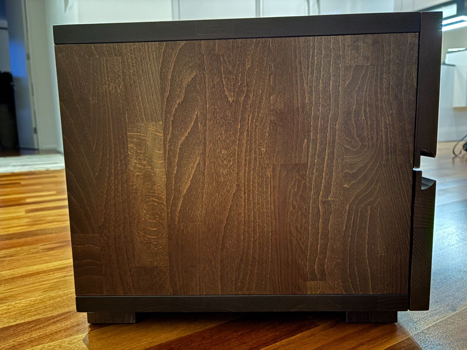 Hasena Tables de nuit: Hasena Wood Nachttisch dunkelbraun – D'occasion à Bern par Solara12 5