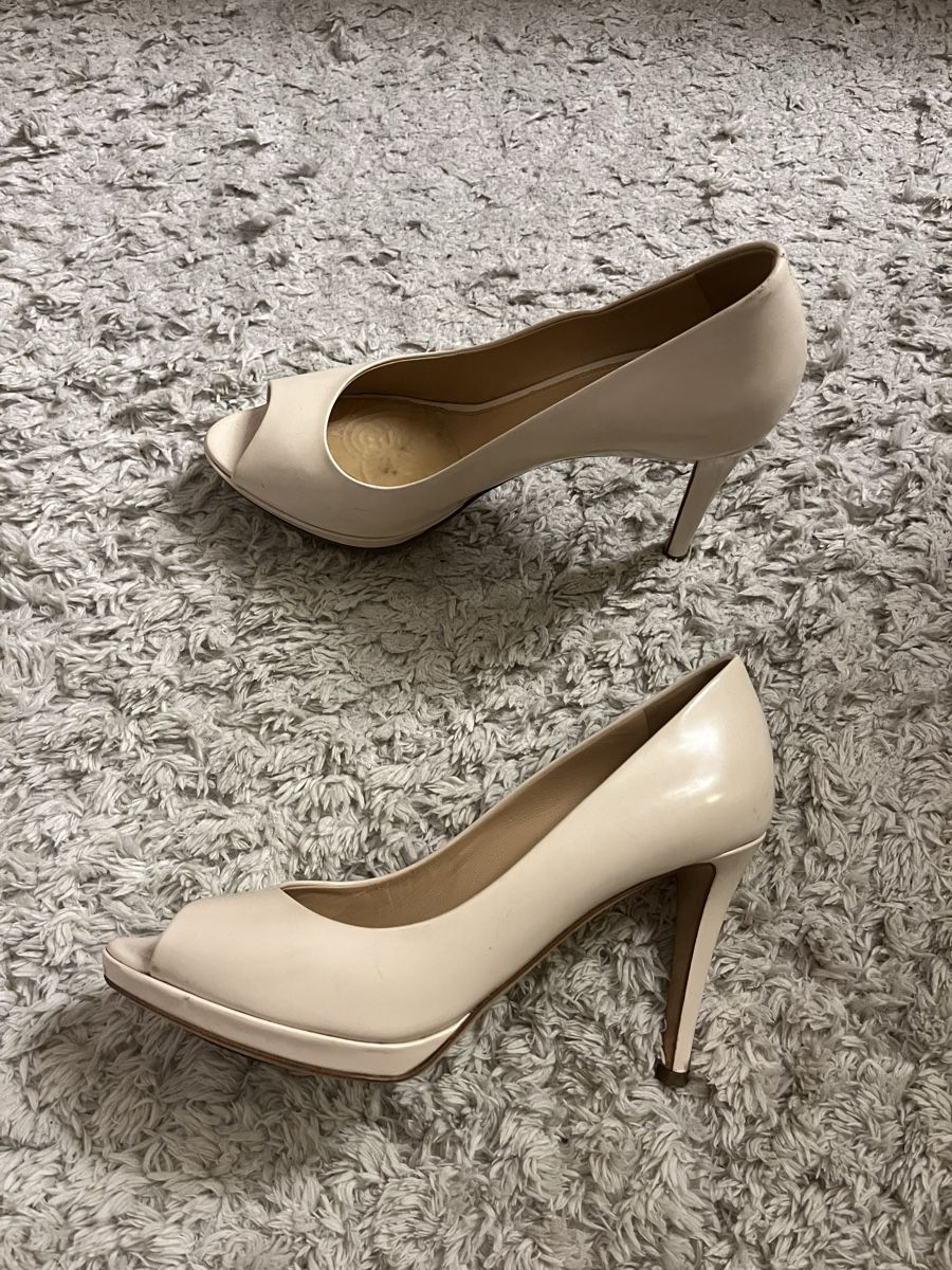 Sergio Rossi Scarpe da donna: Sergio Rossi Peep-Toe Pumps – Usato da Bern venduto da t.nomse