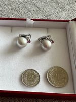 Südsee-Ohrringe mit grauen Perlen & Saphir aus 18K Weißgold