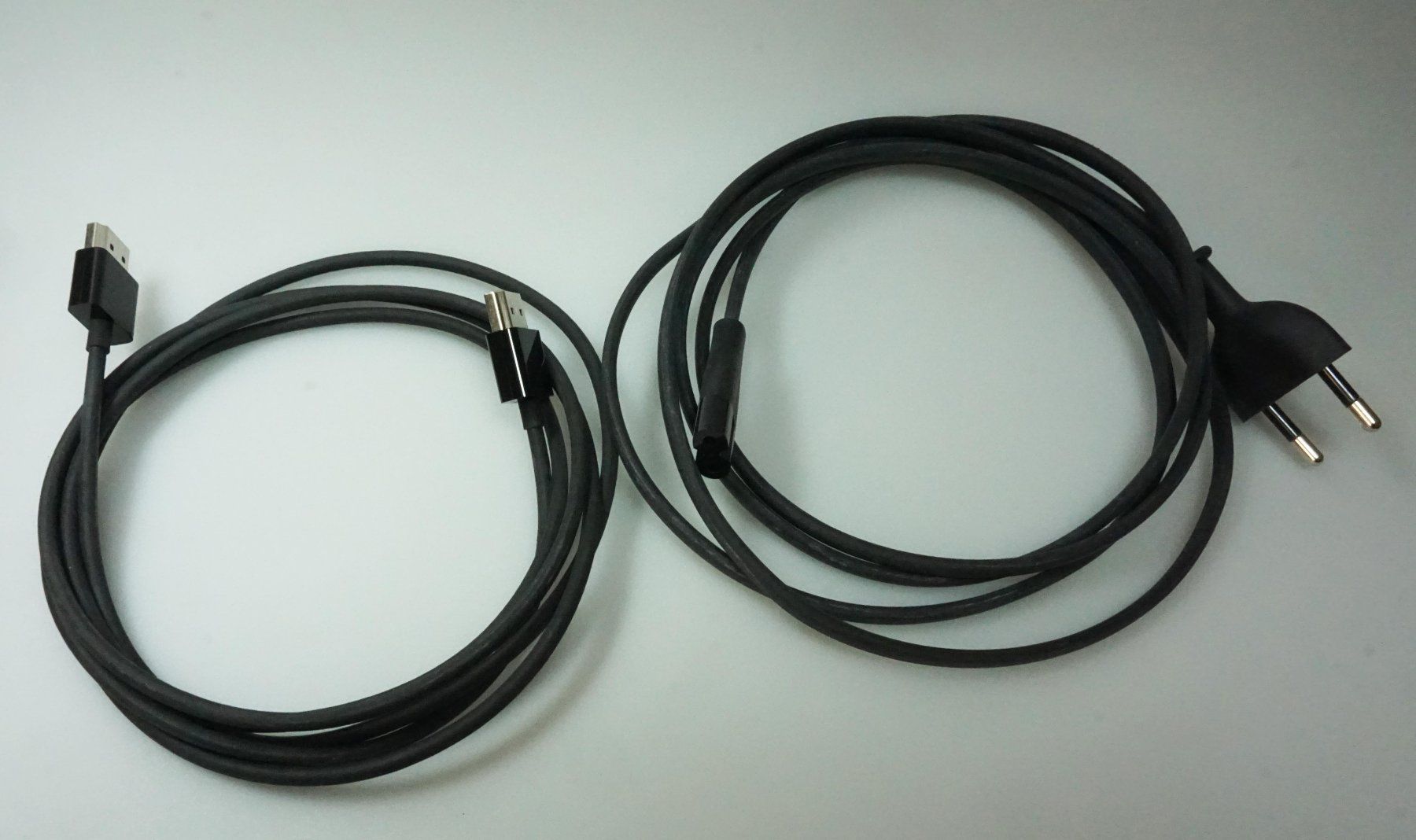 Apple Decoder: Apple TV Modèle A1469 – Gebraucht aus Sion von  6