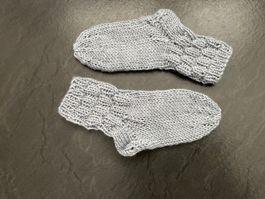Handgestrickte Kinder Socken Gr. 20 Fusslänge 13 cm