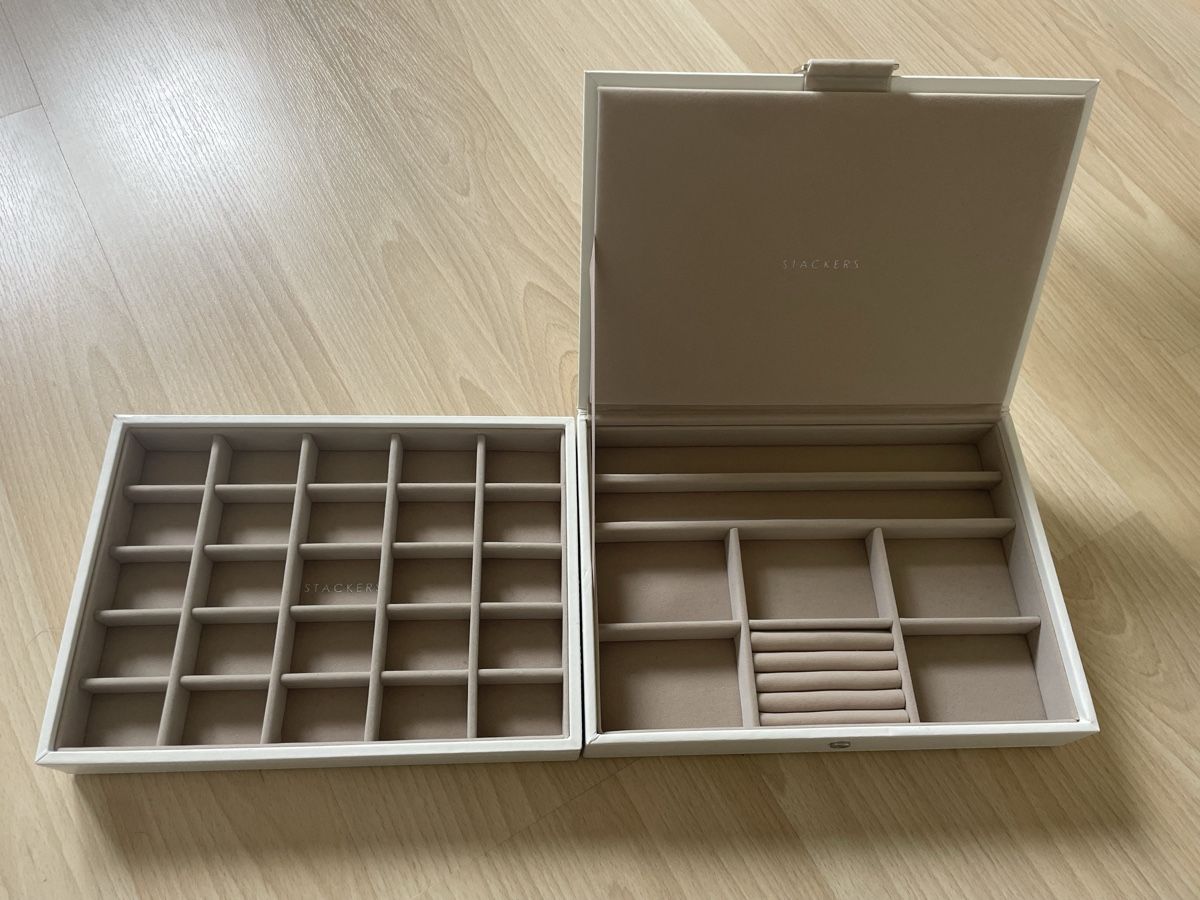 Portagioie: Schmuckbox 2teilig Marke Stackers – Nuovo (secondo la descrizione) da Köniz venduto da Conitschi