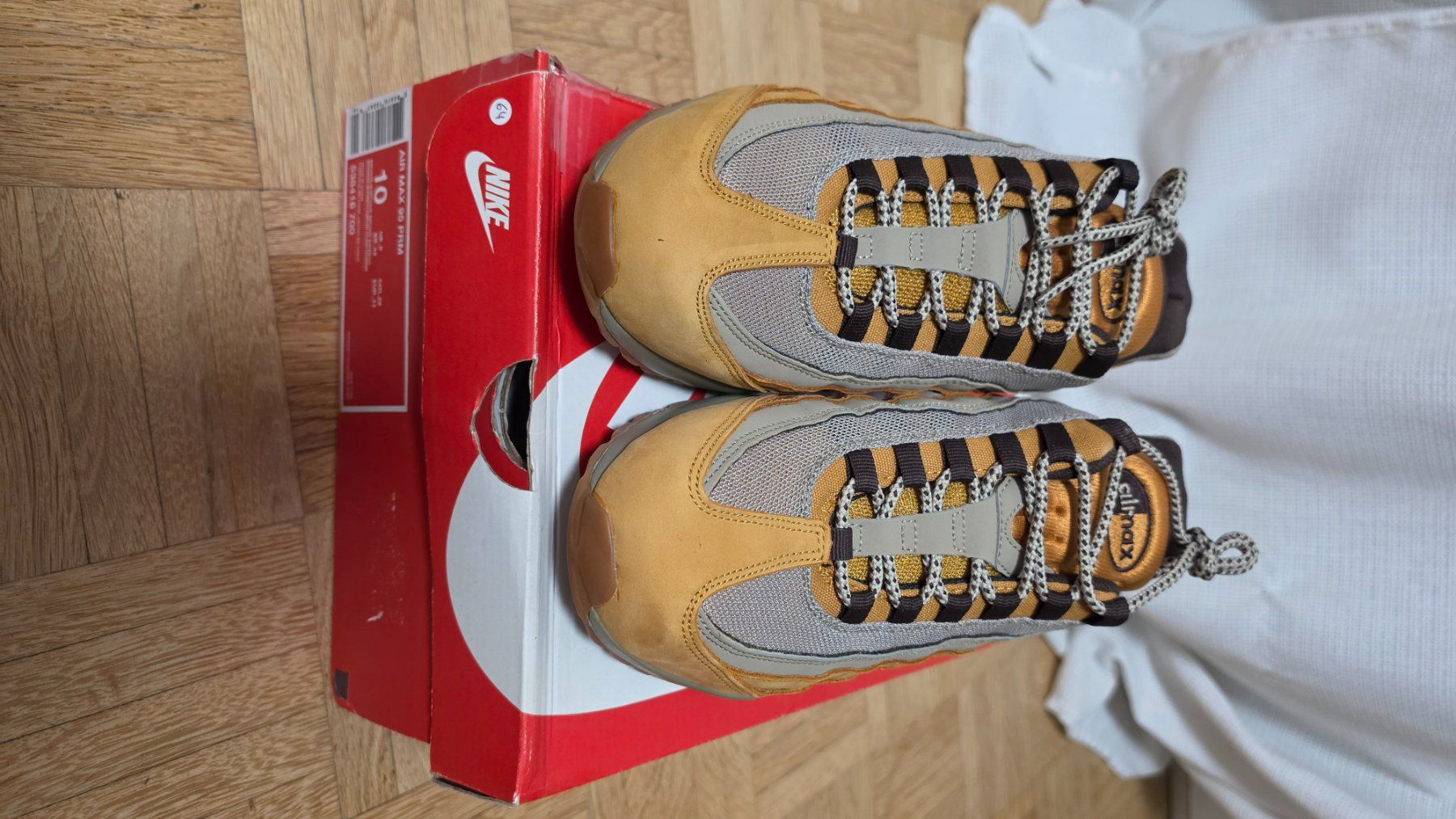 Nike Scarpe da uomo: Nike Air Max 95 "Varsity Maize" T44 DSWT Réf 538416-700 – Nuovo e nell'imballaggio originale da Cologny venduto da Maxime1223 3