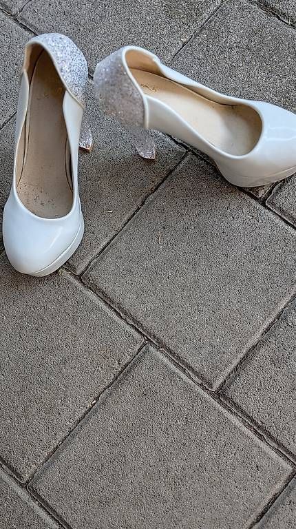 Scarpe da donna: Eleganter Damen Schuh Gr 38 – Usato da Wattenwil venduto da karinschaw 4