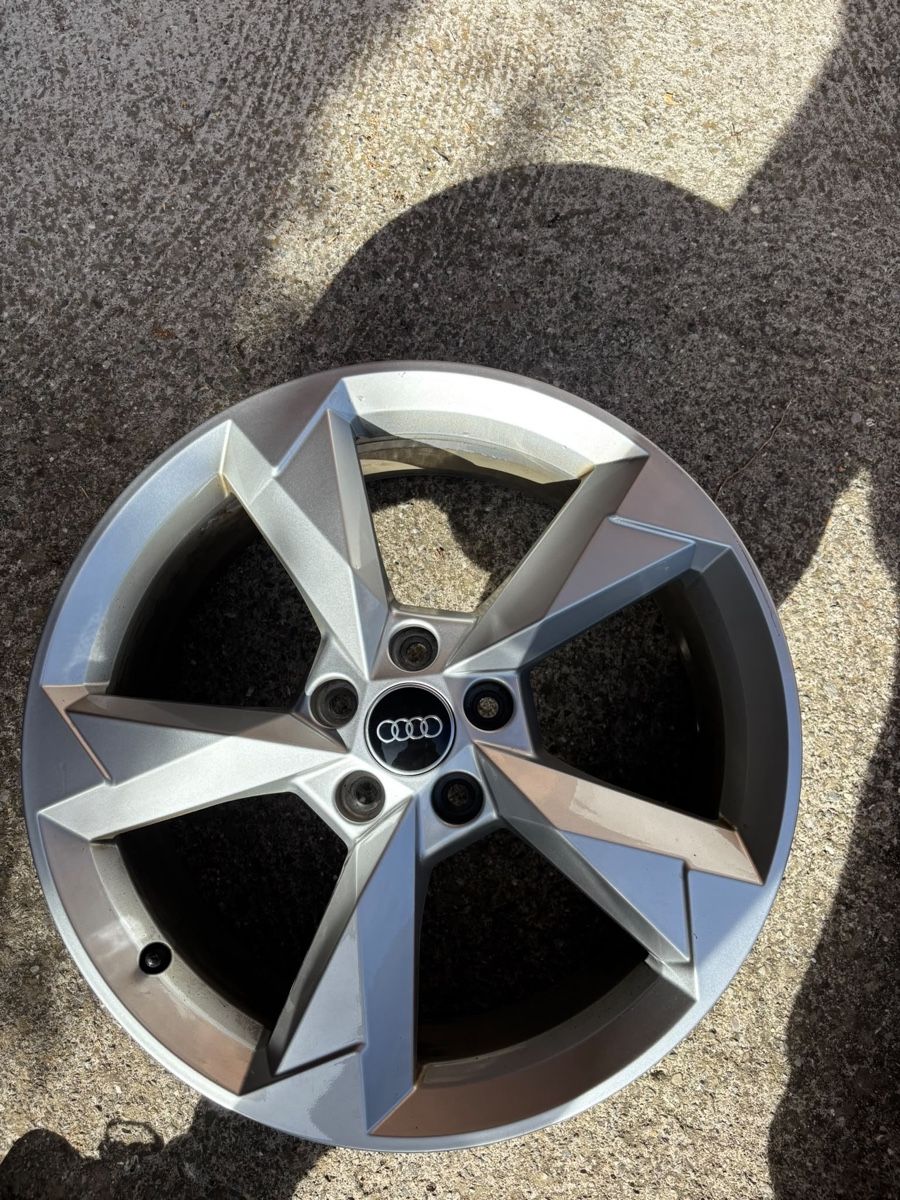Audi Felgen: 4 Jantes Audi  – Gebraucht aus Rougemont von anabncsa 1