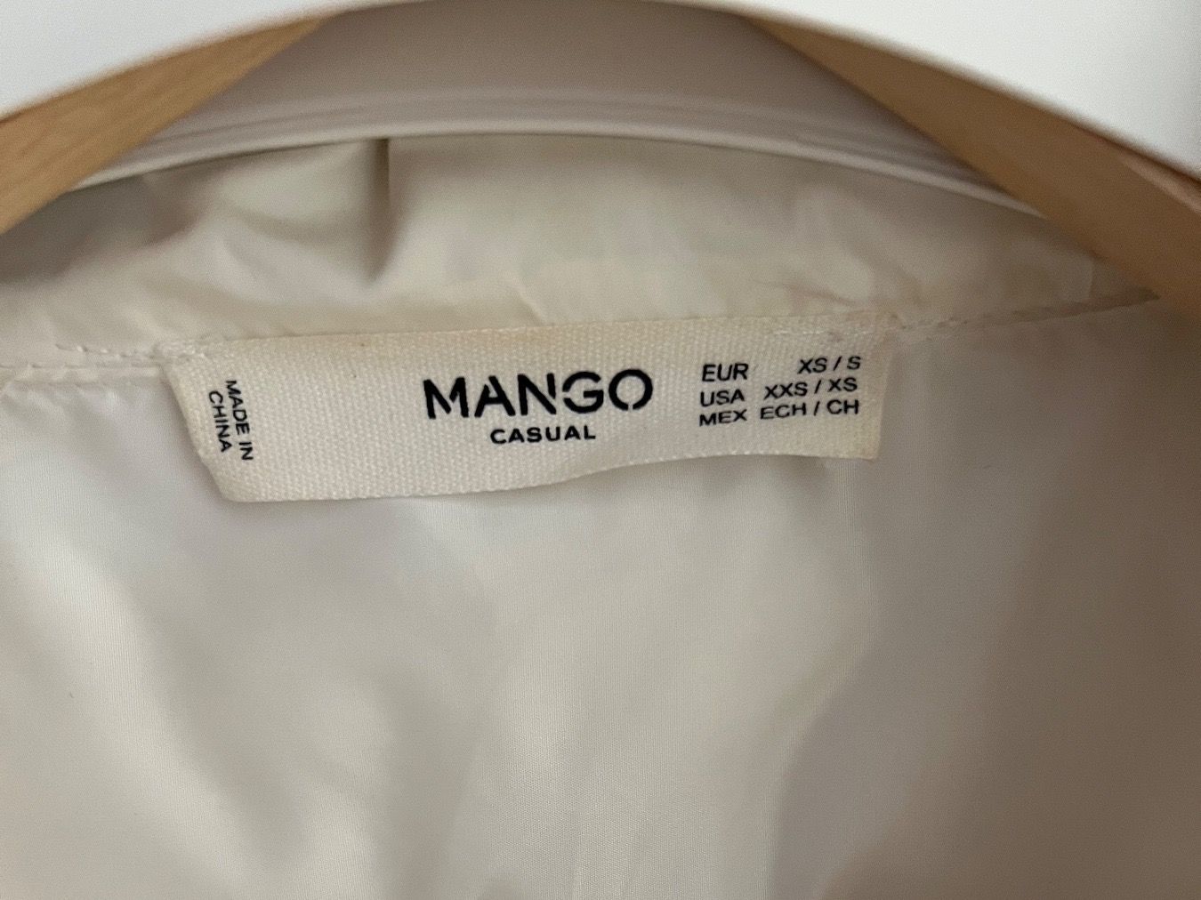 Mango Giacche: Anorak mango xs-s – Usato da Forel (Lavaux) venduto da julie13 5