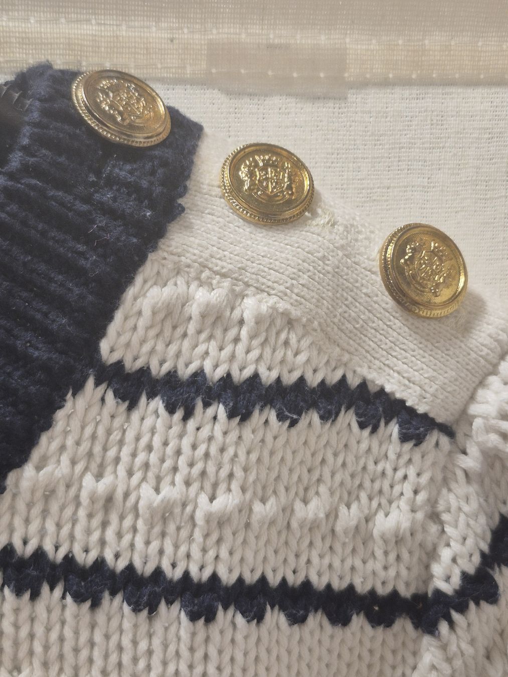 Maison 123 Pullover & Sweatshirts: Pull Marinière Maison 123 blanc/bleu bien pour M – Gebraucht aus St-Pierre-Clages von _RV 2