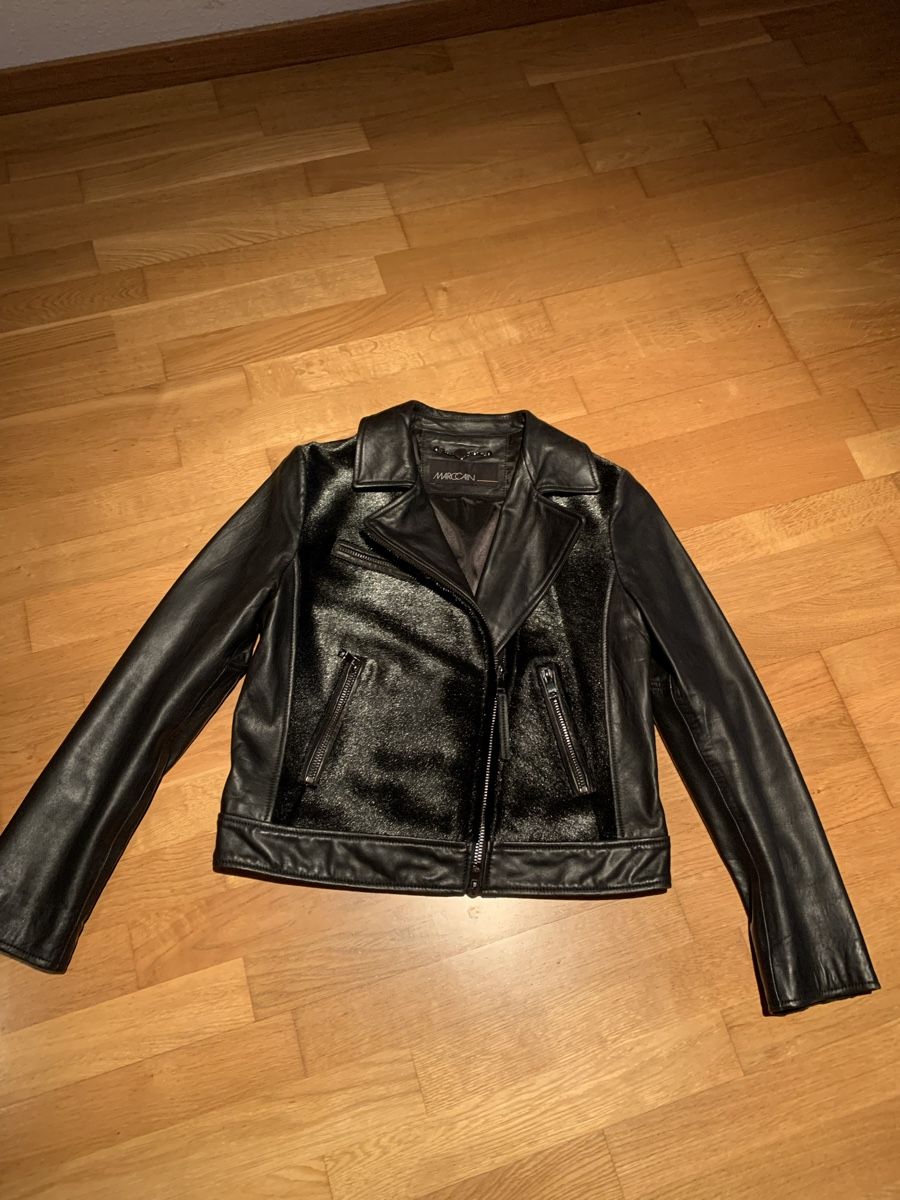 Marc Cain Giacche: Marc Cain Lederjacke gr 36. Neu – Nuovo (secondo la descrizione) da Sempach venduto da katzaana3