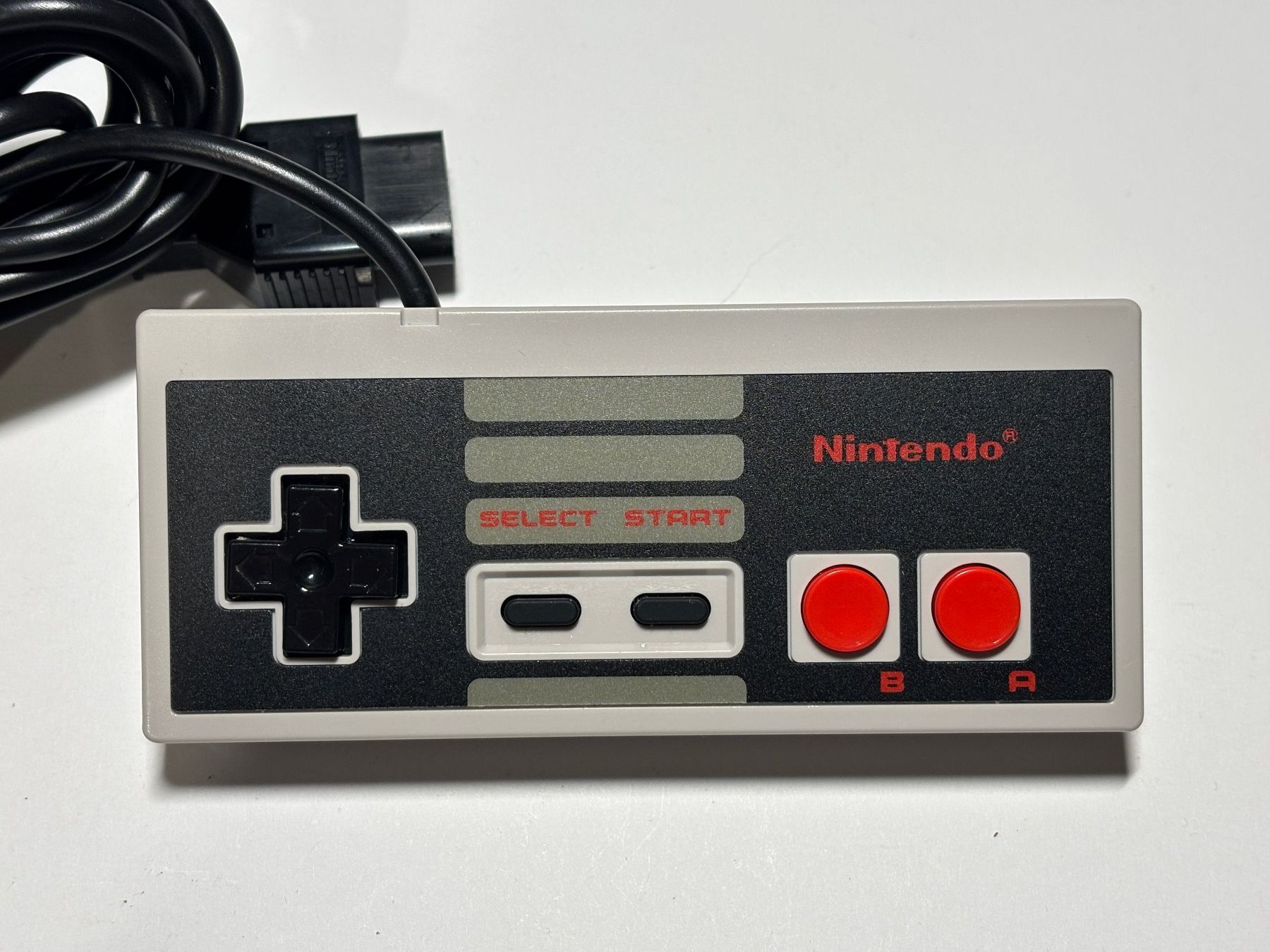 Nintendo Controller: NES - Controller – Usato da Allschwil venduto da Bullach