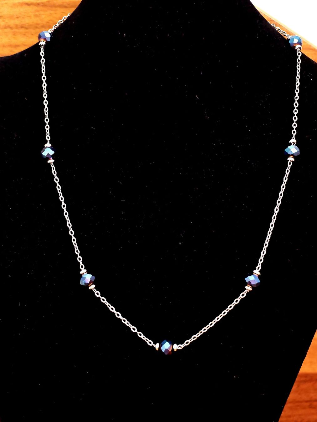 Catenine: Chaîne avec perles – Nuovo e nell'imballaggio originale da Chamoson venduto da OkGeo 2