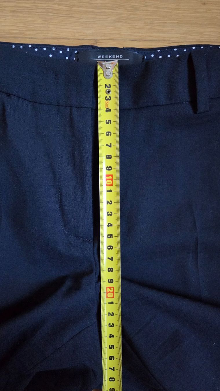 Max Mara Hosen: Max Mara Weekend Cigarette Stretch 36, Schurwolle – Gebraucht aus Fislisbach von Maieriisli25 5