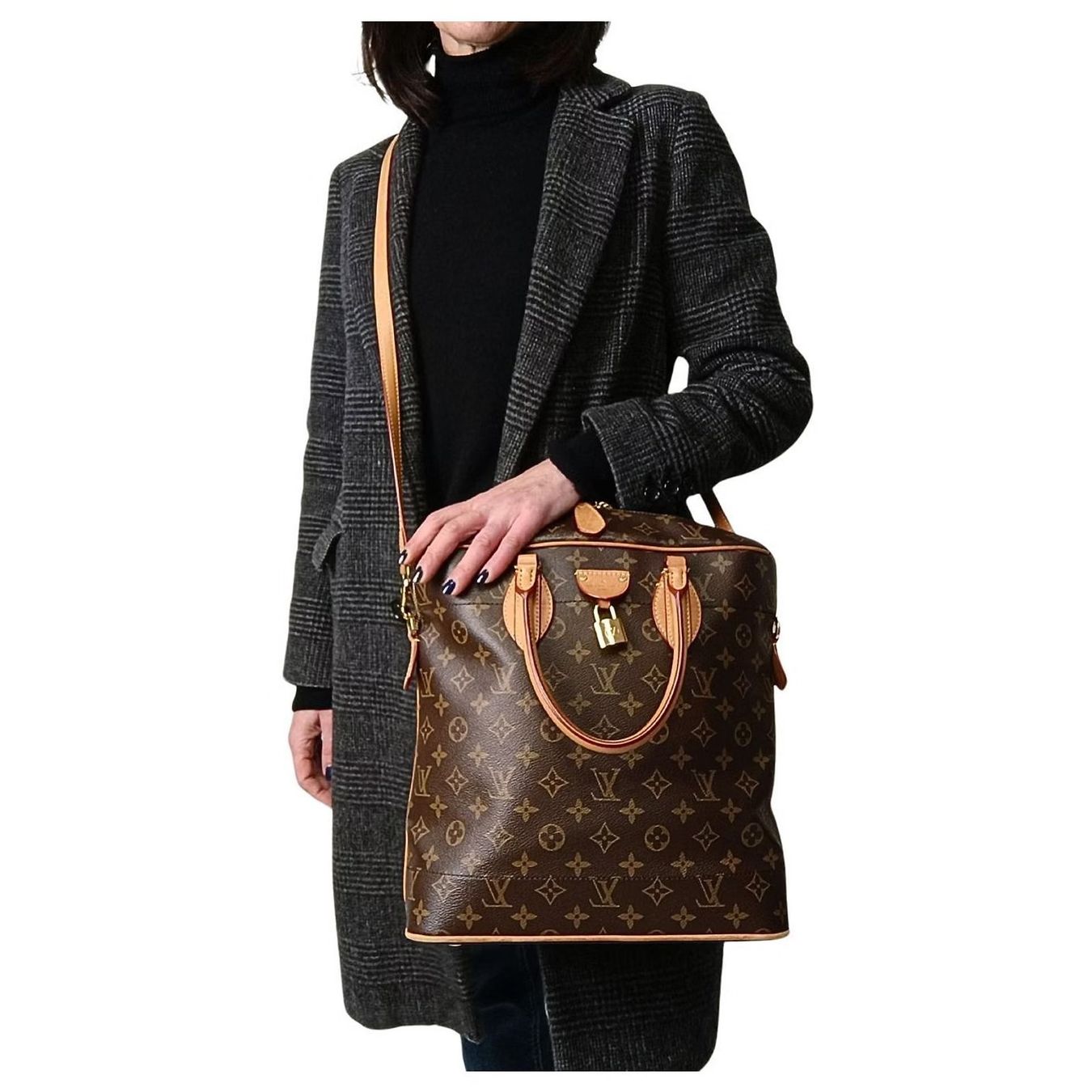 Louis Vuitton Borse da donna: Louis Vuitton Carryall MM – Usato da Reinach AG venduto da BisMad3 1