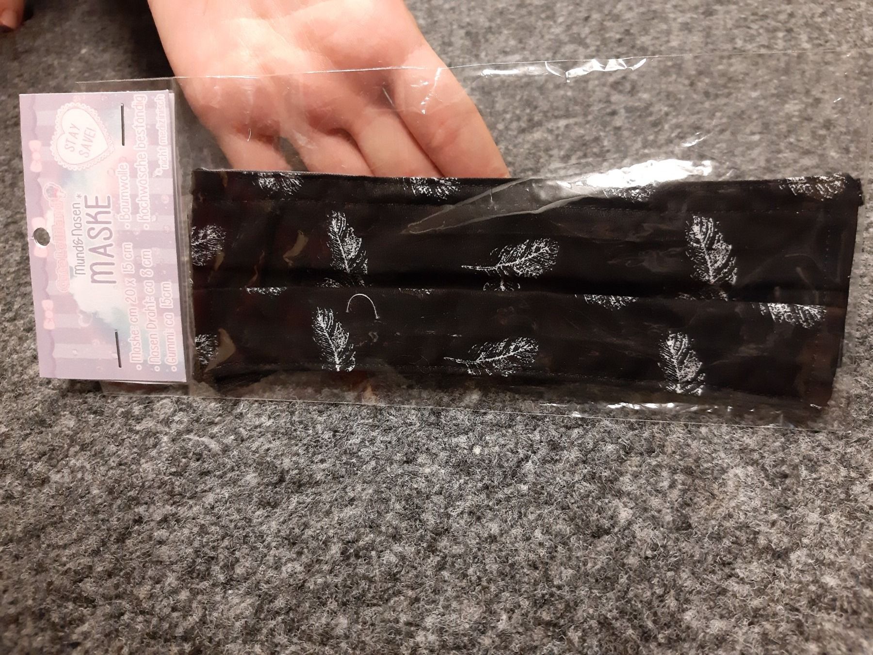 Gesichts- und Gehörschutz: Mund- und Nasenmaske Neu – Neu und originalverpackt aus Schmitten von JasiStern