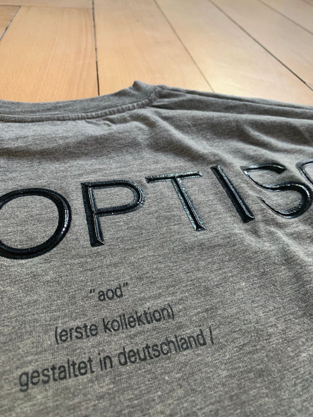 Maglioni & Felpe: AOD - Langarmshirt grau M – Usato da Zürich venduto da Diazaio 3