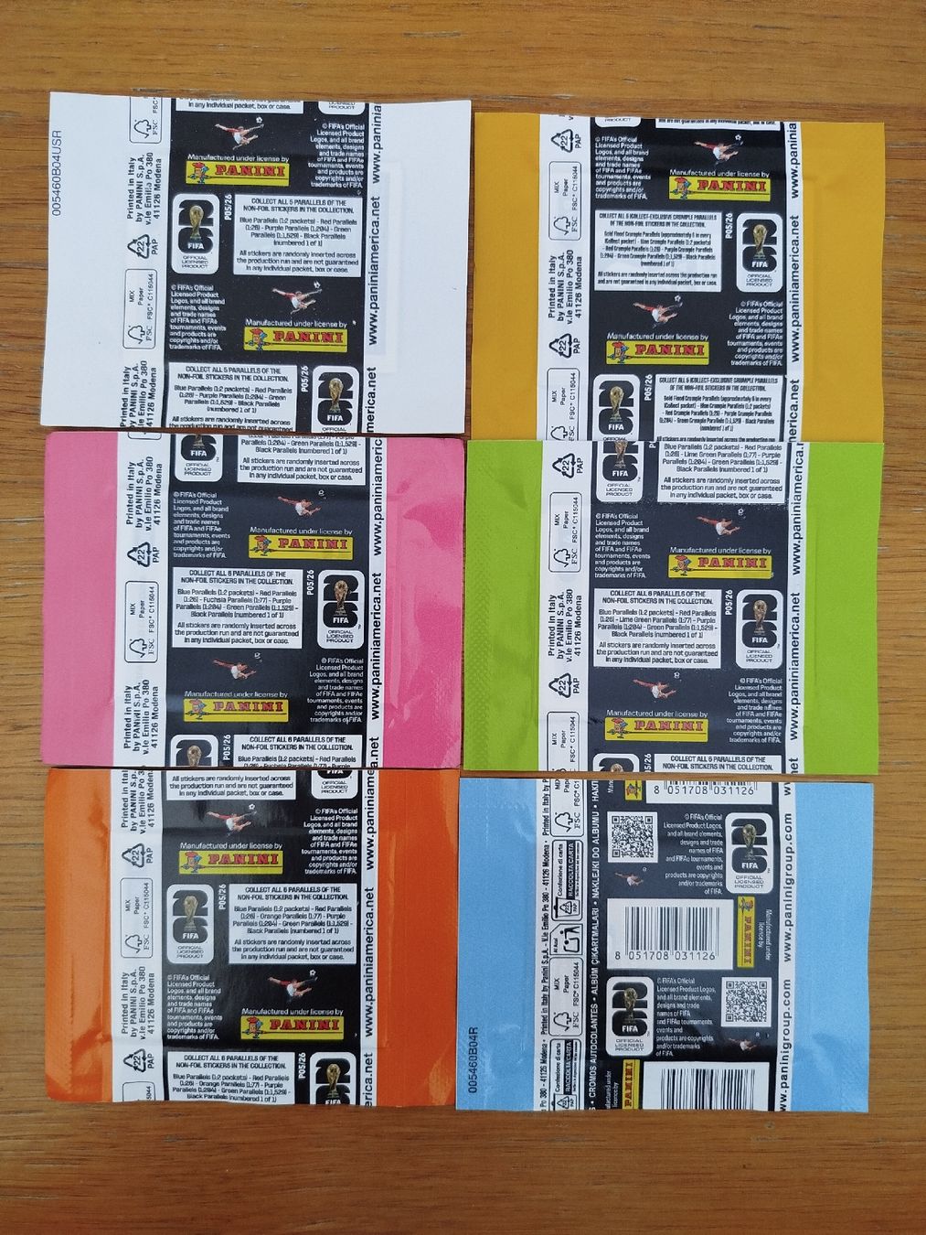 Panini Carte collezionabili: Panini WM26 USA-Version 6 verschiedene Tüten – Nuovo (secondo la descrizione) da Wettingen venduto da mirna04