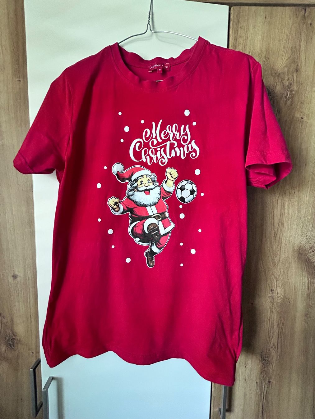 T-Shirts: T-Shirt Merry Christmas – Neu (gemäss Beschreibung) aus Schliern b. Köniz von need-it